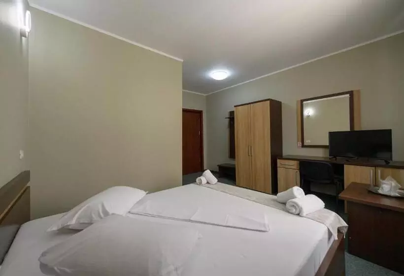 Hotel Cora