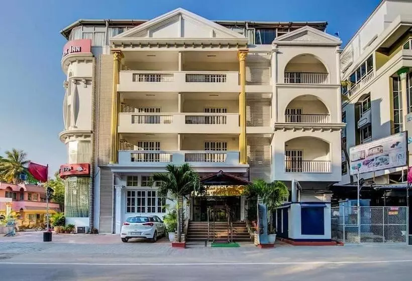 Hotel Crystal Paark Inn By Blu Orchid Groups