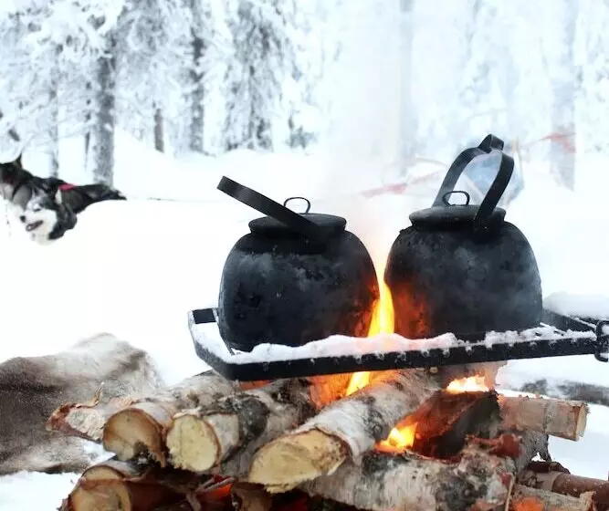 Отель Holiday Club Salla Superior Apartments