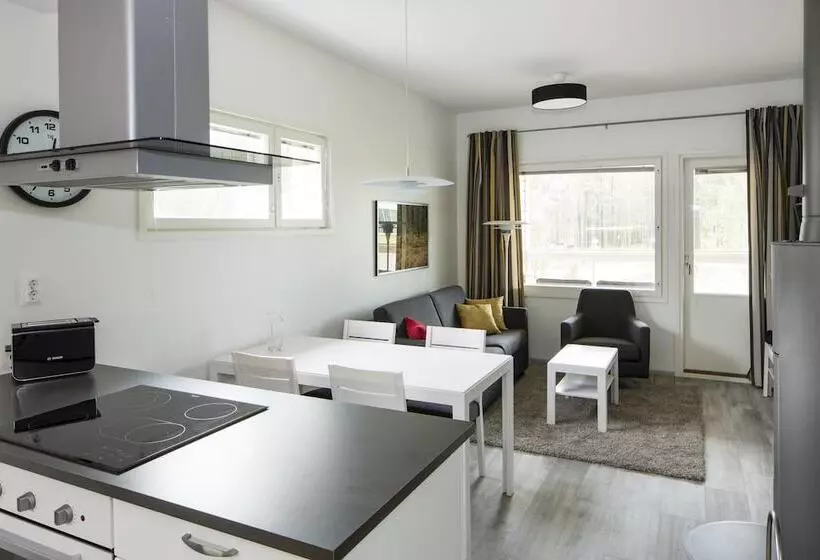 Отель Holiday Club Salla Superior Apartments