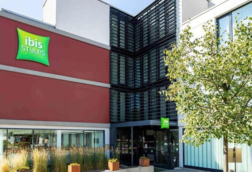 ホテル Ibis Styles Karlsruhe Ettlingen