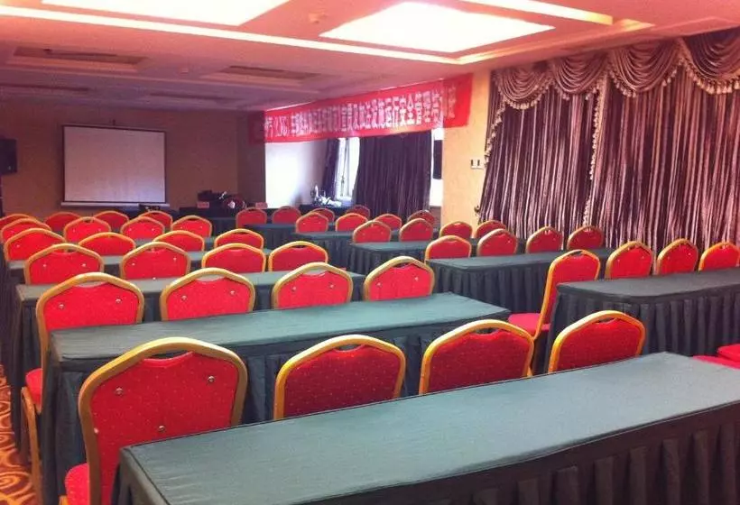 هتل Dalian Jinbai International