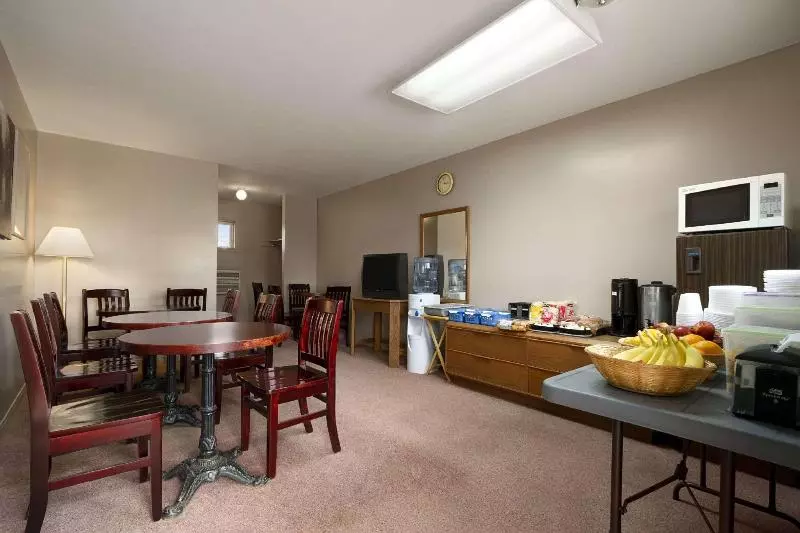 酒店 Knights Inn Lindsay