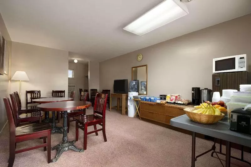 酒店 Knights Inn Lindsay