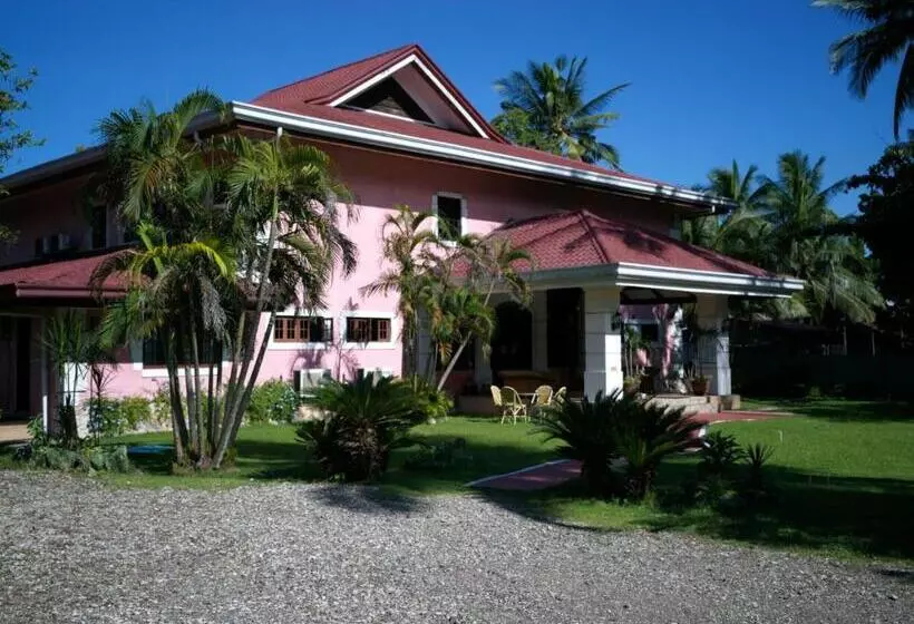 Отель Las Flores Beachside