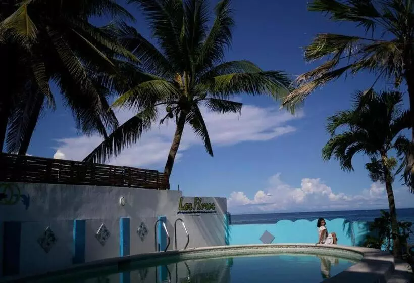 Szálloda Las Flores Beachside