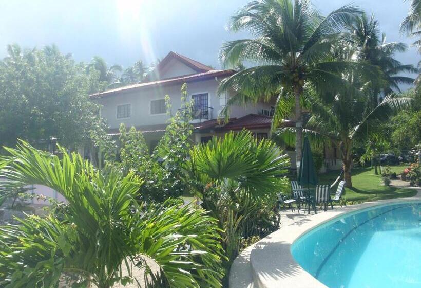 Otel Las Flores Beachside