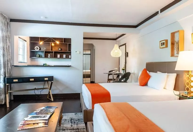 Szálloda Lincoln Arms Suites