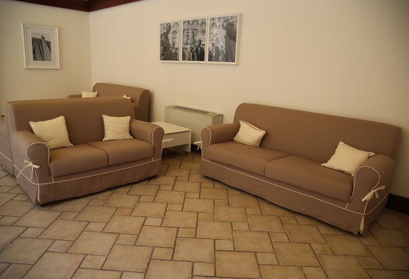 בית מלון כפרי Miramare