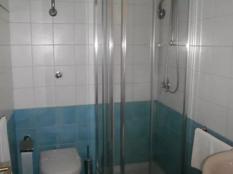 בית מלון כפרי Miramare