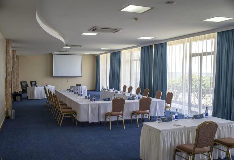 Protea Hotel By Marriott Entebbe