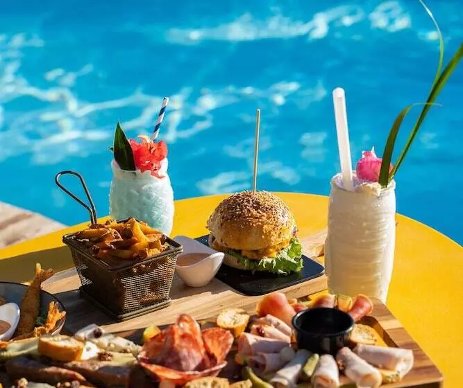 هتل Résidence Tropicana Suites