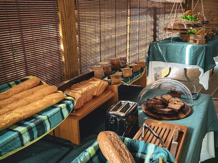 هتل Résidence Tropicana Suites