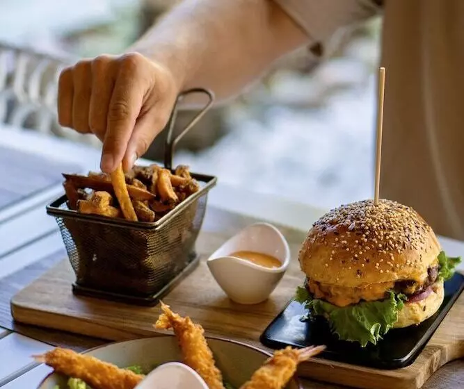 هتل Résidence Tropicana Suites