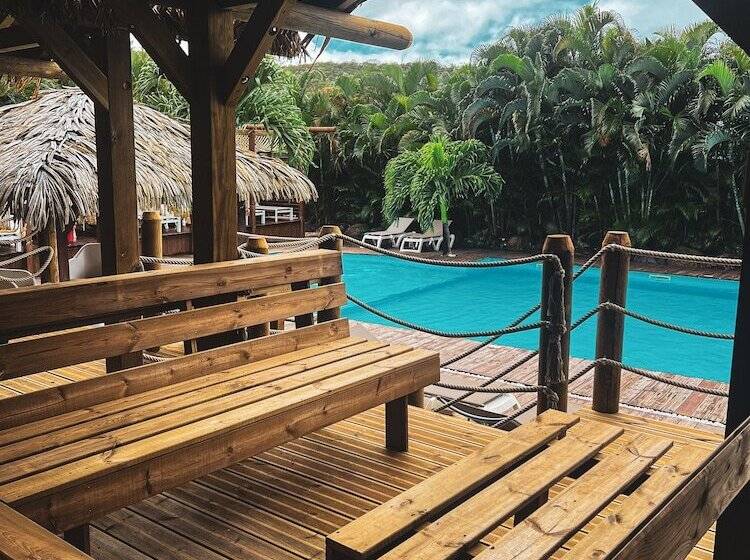 هتل Résidence Tropicana Suites