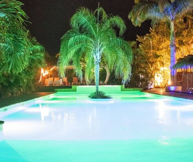 هتل Résidence Tropicana Suites