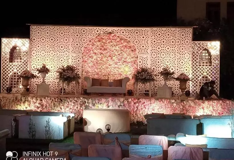 Отель Sanctuary Resort