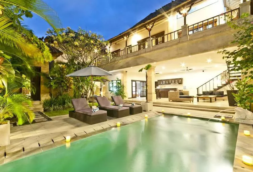 Villa Nala