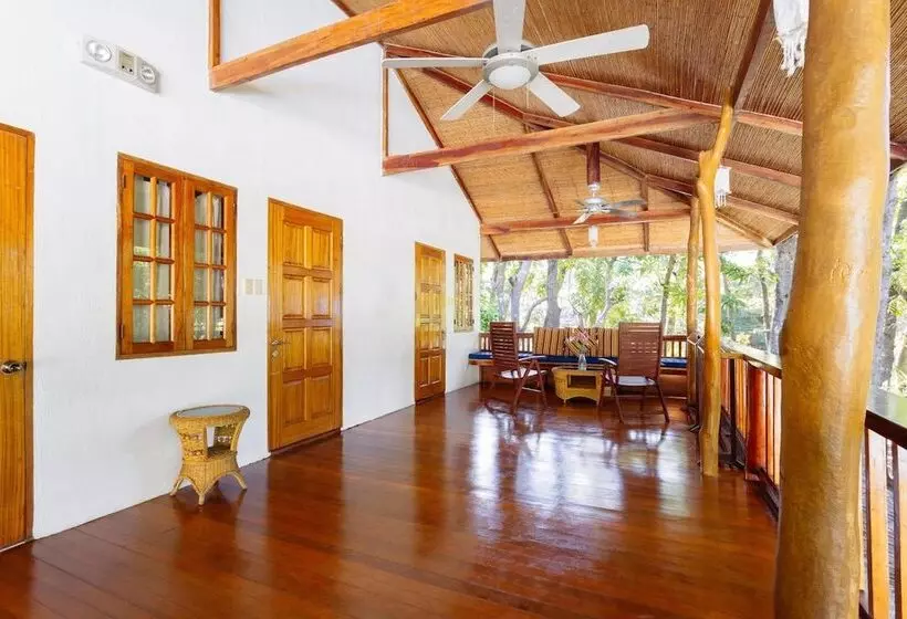 酒店 The Strand Boracay