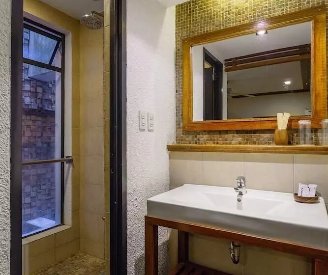 酒店 The Strand Boracay