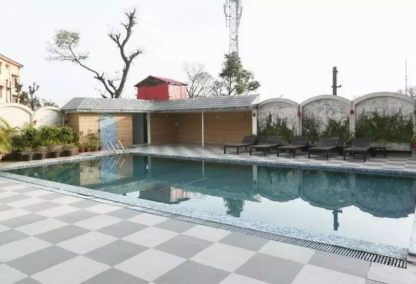 هتل Treebo Trend Gk Conifer