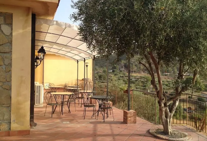 Il Poggio Country Resort