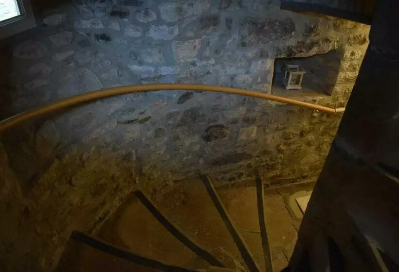 Hotelli Auberge De La Vallée De La Douve