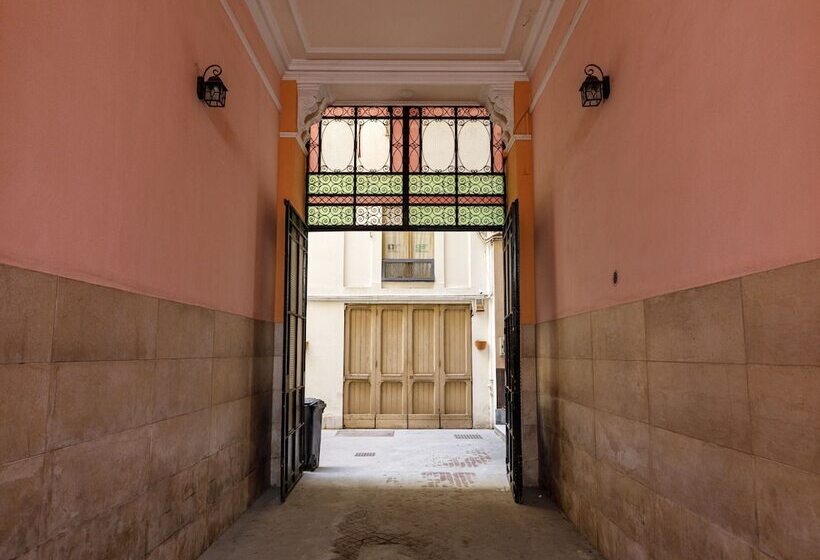 펜션 Onlyrooms Iv   Sea View & Free Parking