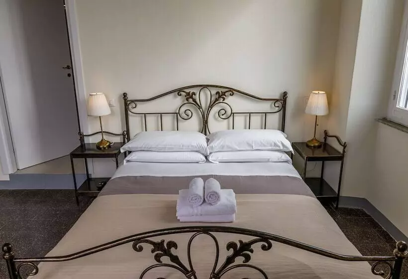 Majatalo Onlyrooms Iv   Sea View & Free Parking