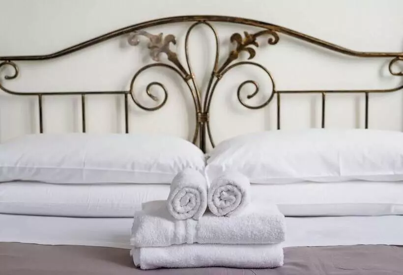 Majatalo Onlyrooms Iv   Sea View & Free Parking