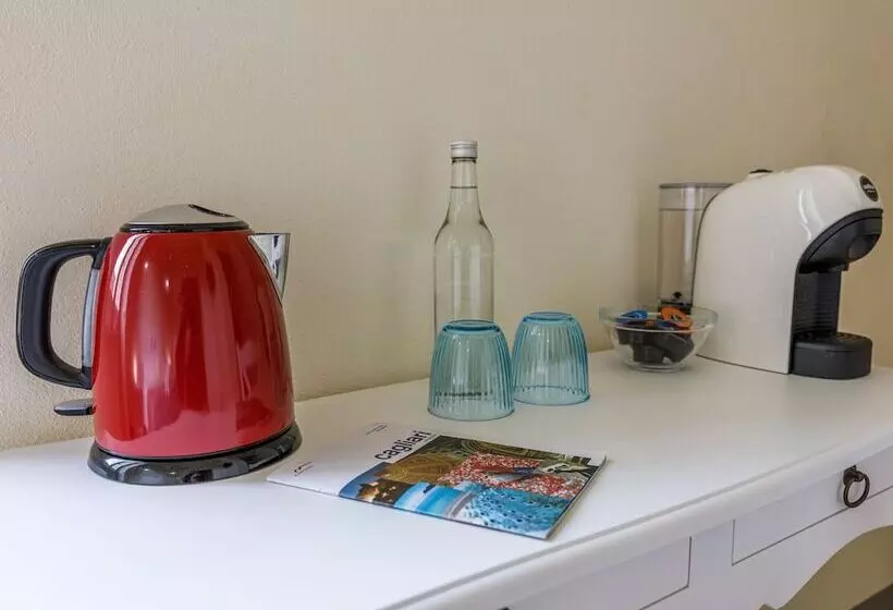 Majatalo Onlyrooms Iv   Sea View & Free Parking