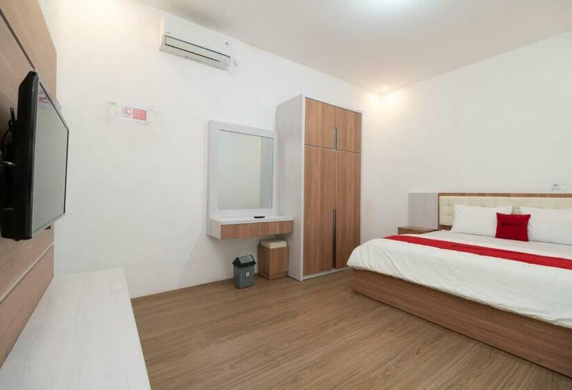 بنسيون Reddoorz Syariah At Jalan Andalas Padang