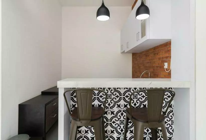 Majatalo Reddoorz Syariah At Jalan Andalas Padang