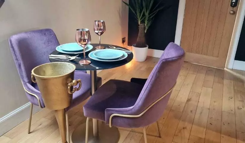 New Amazing The Black Wolf Suite The Grumpy Schnauzer B&b