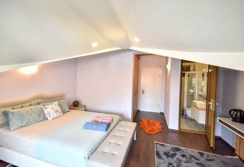 4 Rooms Göcek Apart