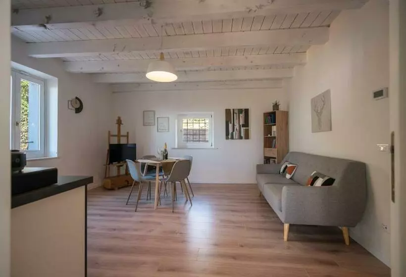 Aamiaismajoitus (B&B) Agriturismo Maison 1933