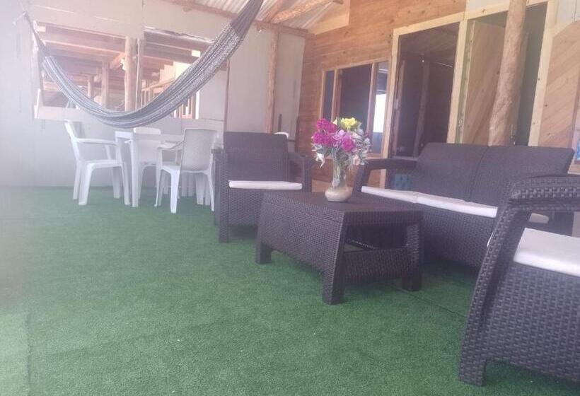 هتل Cabañas Palos Locos