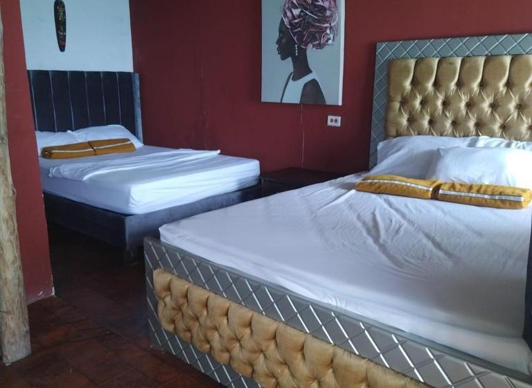 هتل Cabañas Palos Locos