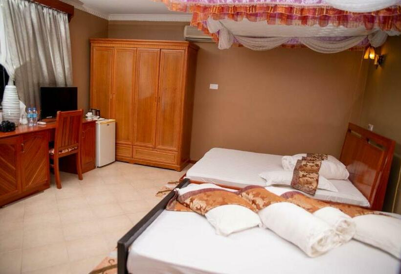 호텔 Lush Garden Business