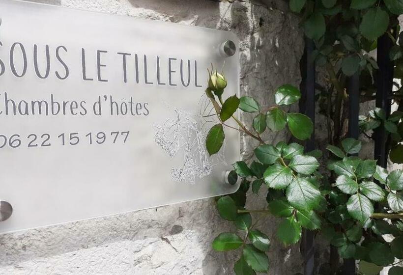פנסיון Sous Le Tilleul à Ruoms