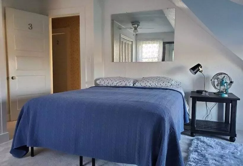 Stillwater Hostel