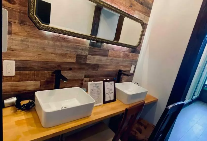 Drive In Ichinomiya Motel