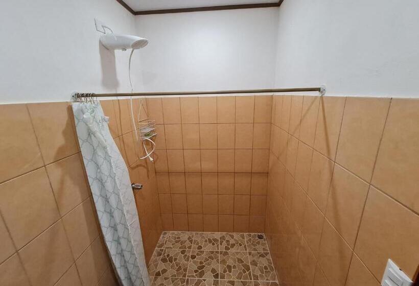 Отель Ceiba Lodge