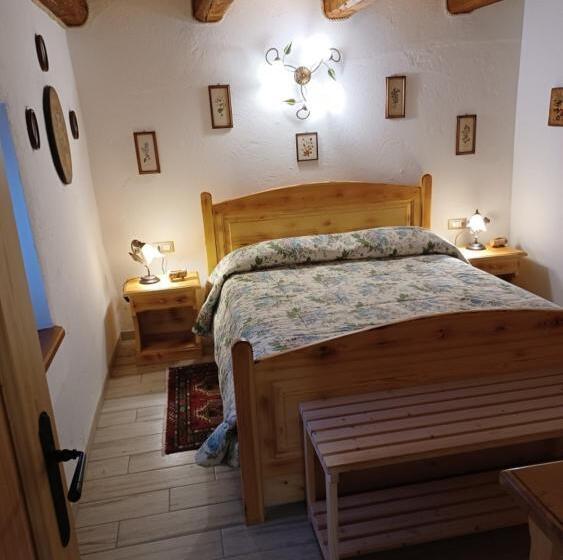 膳宿费 Borgata Lirola