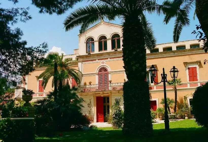 استراحتگاه Villa Fenicia