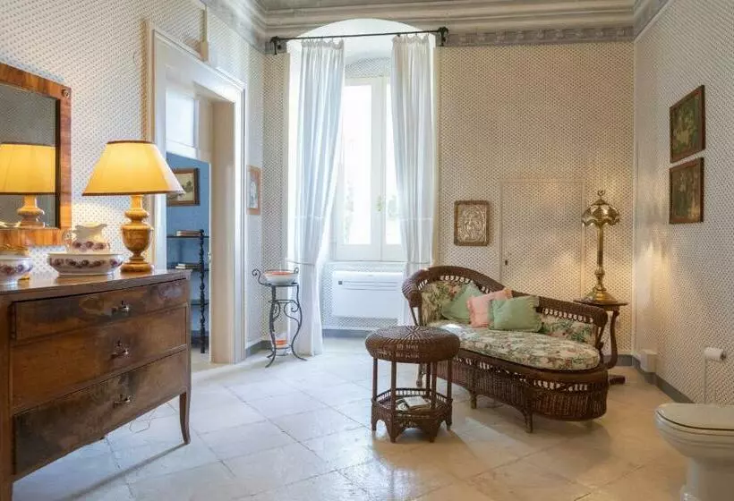 استراحتگاه Villa Fenicia