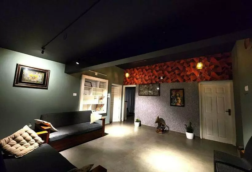 ホテル Blackhole Farms & Retreats