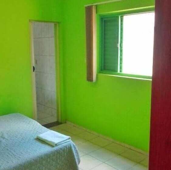 هتل Camping Pousada Primavera Olímpia