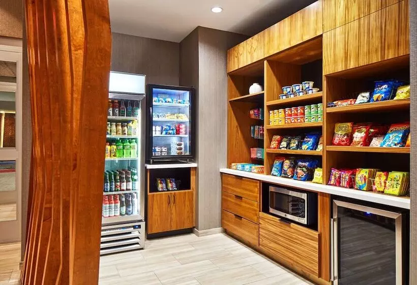 Hotelli Springhill Suites By Marriott Los Angeles Downey