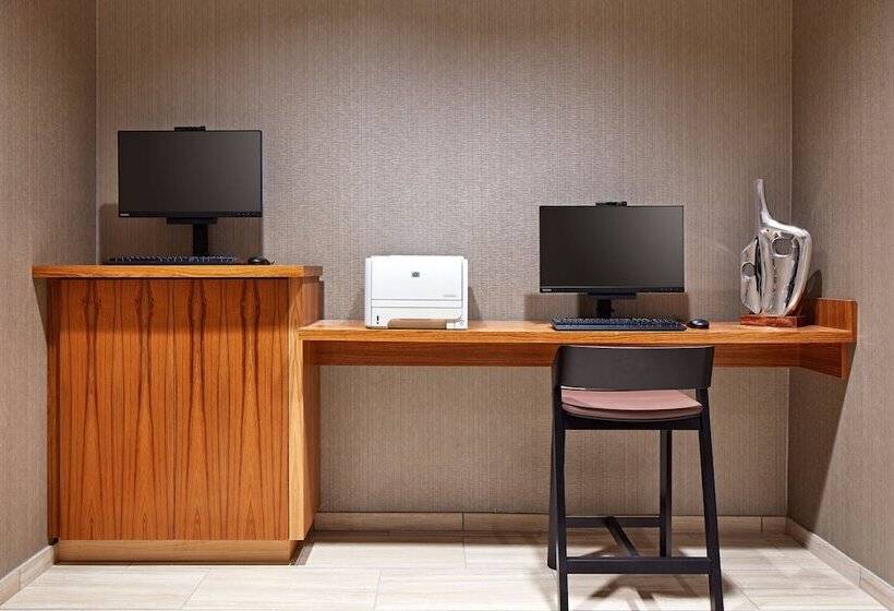 فندق Springhill Suites By Marriott Los Angeles Downey